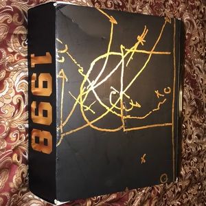 Men’s Jordan’s DMP Pack